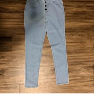 No Boundaries High Rise Light Blue Jeans